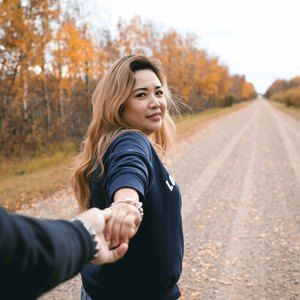 Meet your Posher, Christine mae